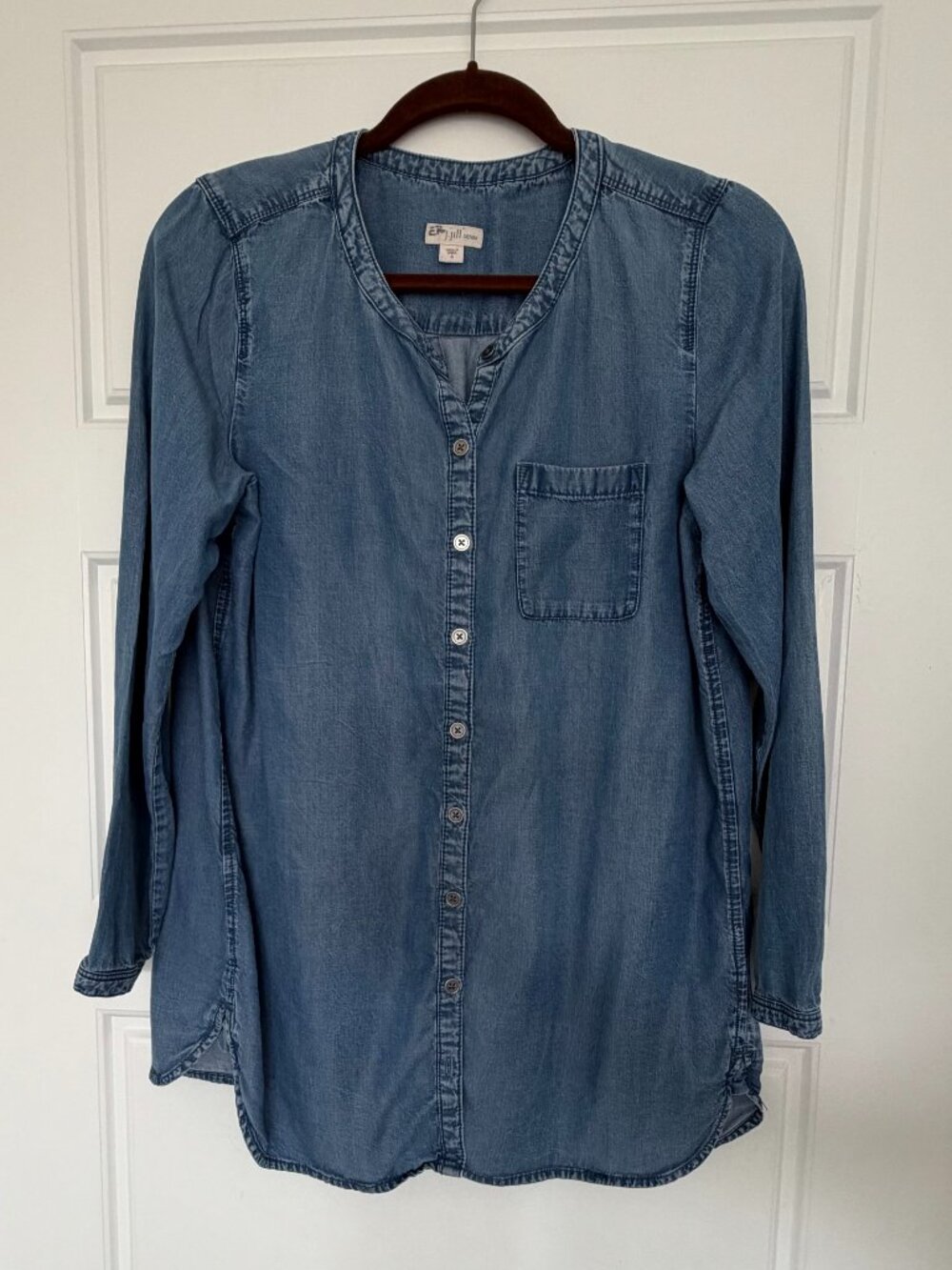 J. Jill 100% Lyocell Chambray Denim Tunic Top S Small Tencel Button Down Shirt
